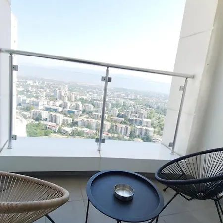 Apartment 37th Floor - Skyview Oasis - C