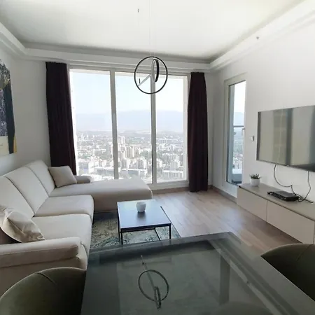 Apartment 37th Floor - Skyview Oasis - C *